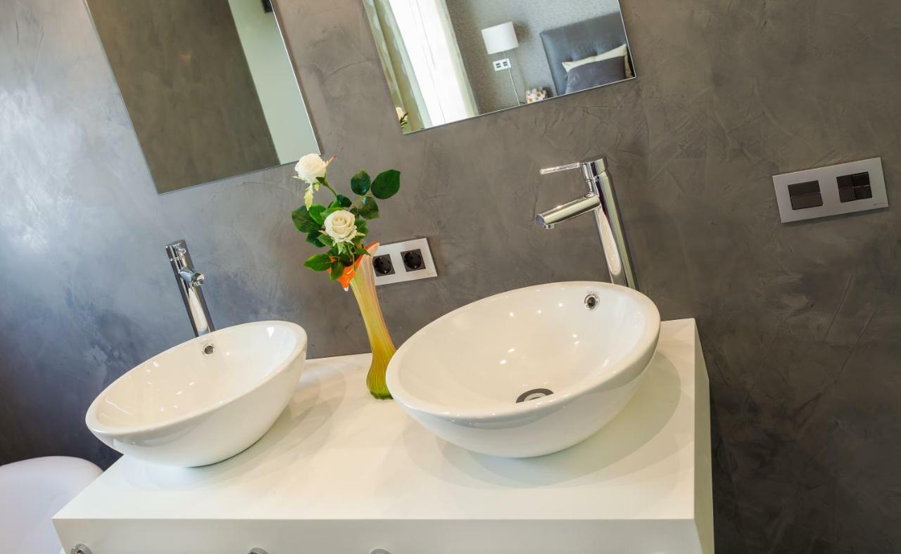 Mafloras Luxury&Beach Apartment Кала-Мільор Екстер'єр фото